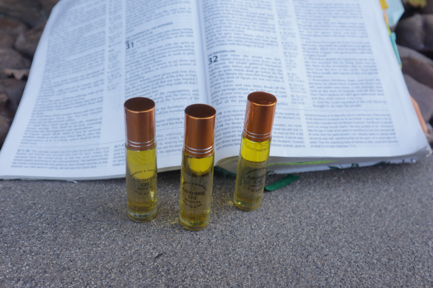 Exodus 30 Biblical Anointing Oil – Prayer, Healing & Spiritual Warfare